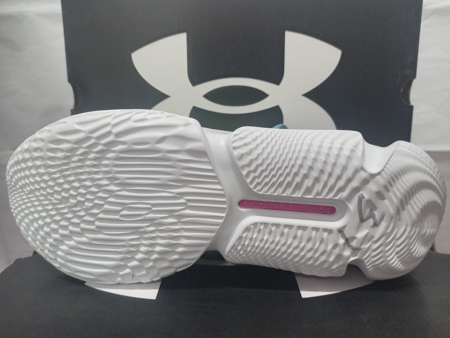 Under Armour Wmns Flow Breakthru 3 'White Lime Surge'