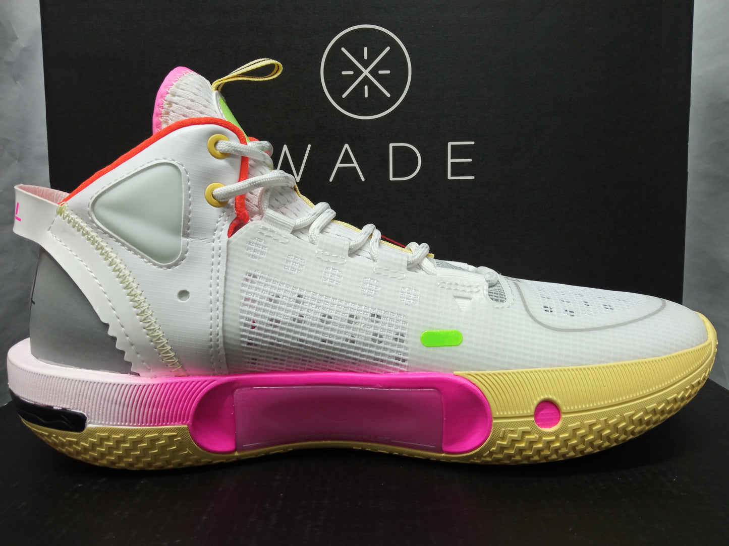 Li-Ning Wade Shadow 4 Blossom