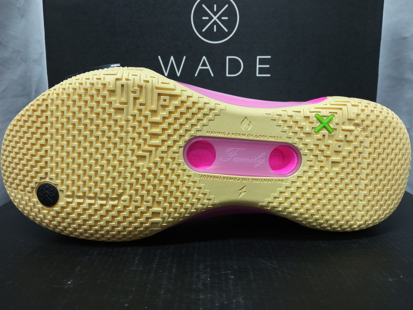 Li-Ning Wade Shadow 4 Blossom