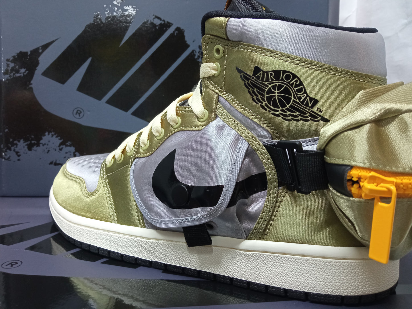 Air Jordan 1 Retro High Utility 'Oliva neutral'