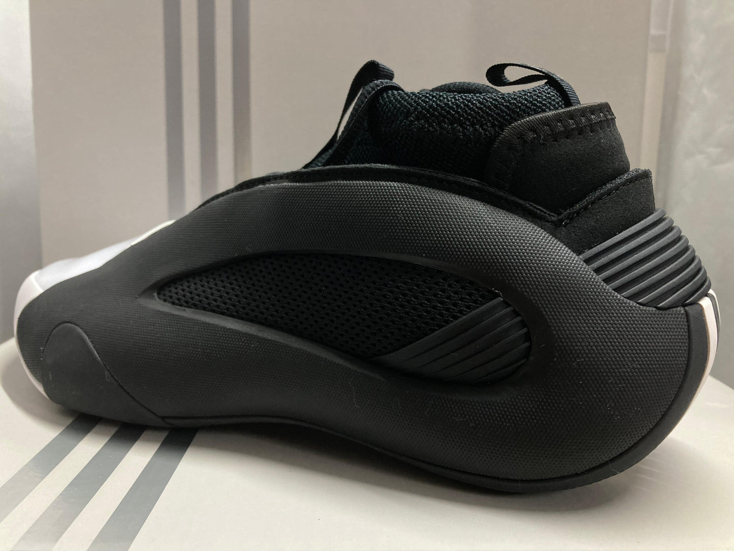 Adidas ´Harden Vol. 8 'Después de horas'