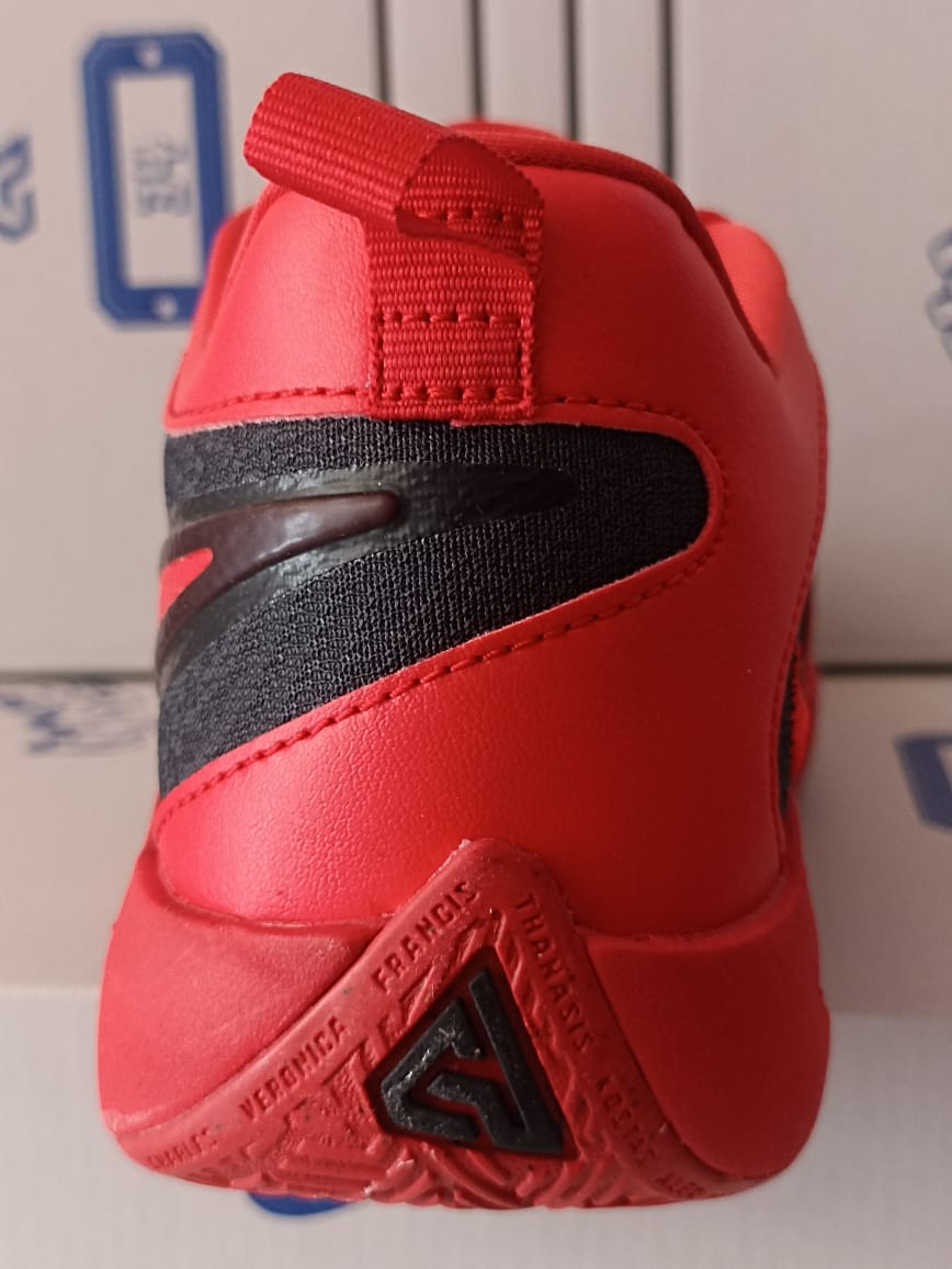 Nike Giannis Freak 6 GS 'Bred'