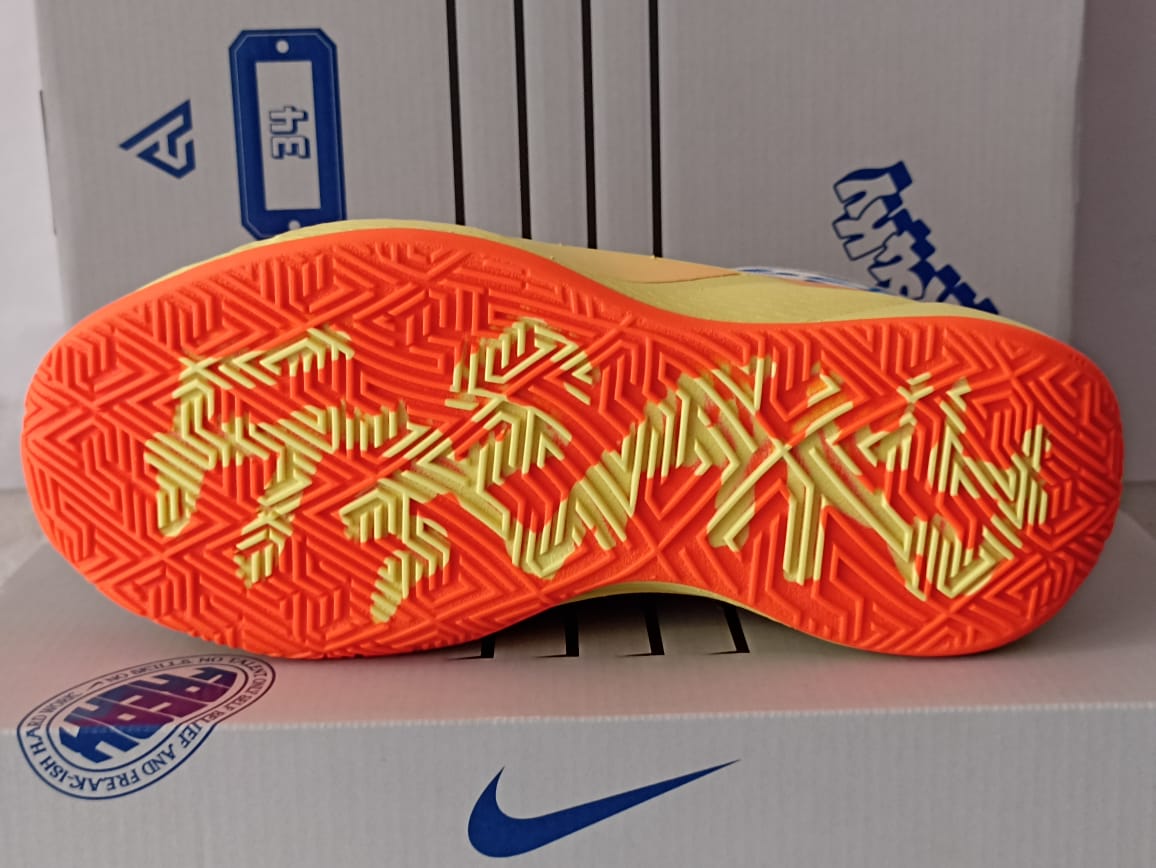 Nike Giannis Freak 6 SE GS 'Lenticular'