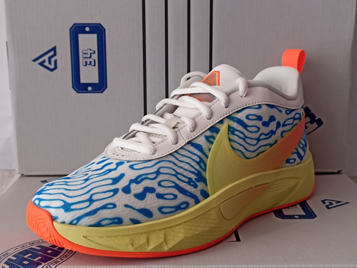 Nike Giannis Freak 6 SE GS 'Lenticular'