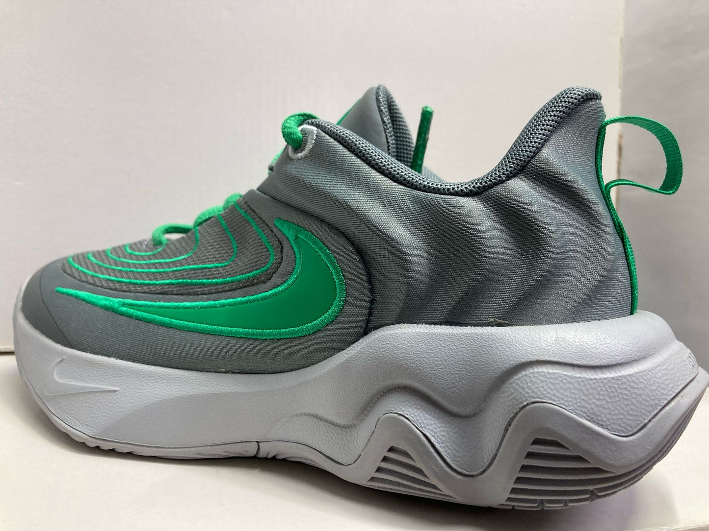 Giannis Immortality 4 GS 'Smoke Grey Stadium Green'