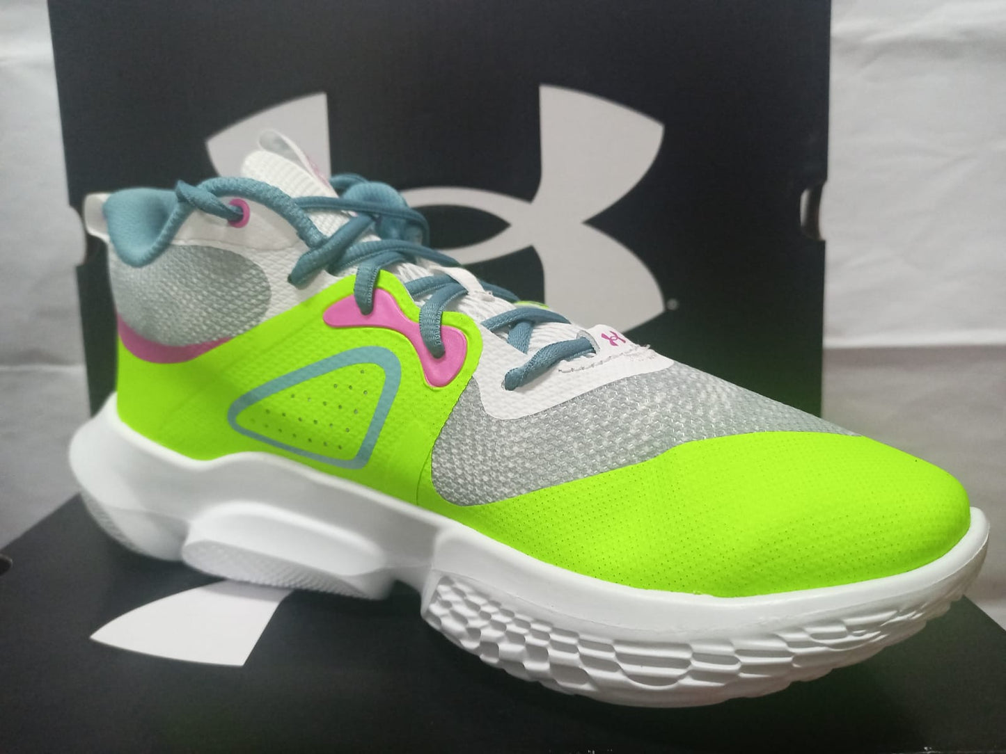 Under Armour Wmns Flow Breakthru 3 'White Lime Surge'