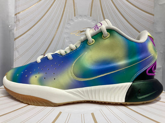 Nike LeBron 21 SE GS 'Movie Night'