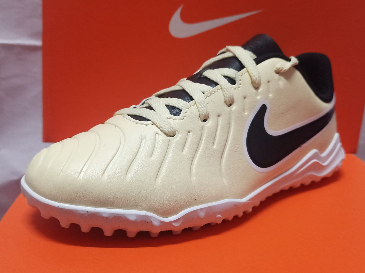 Nike Tiempo Legend 10 Club TF GS Mad Ready Pack