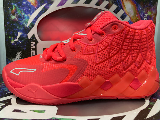 Puma MB.01 Jr 'Breast Cancer Awareness'