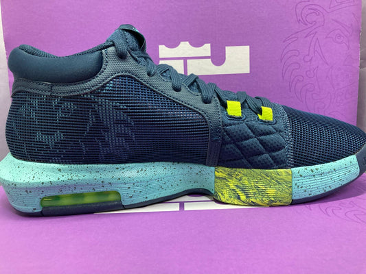 Nike LeBron Witness 8 'Armory Navy Green Frost'