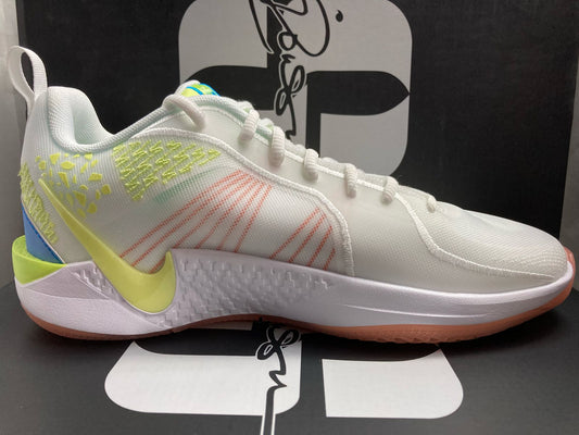 Nike Wmns Sabrina 2 SE GS 'Hesi Hitter'