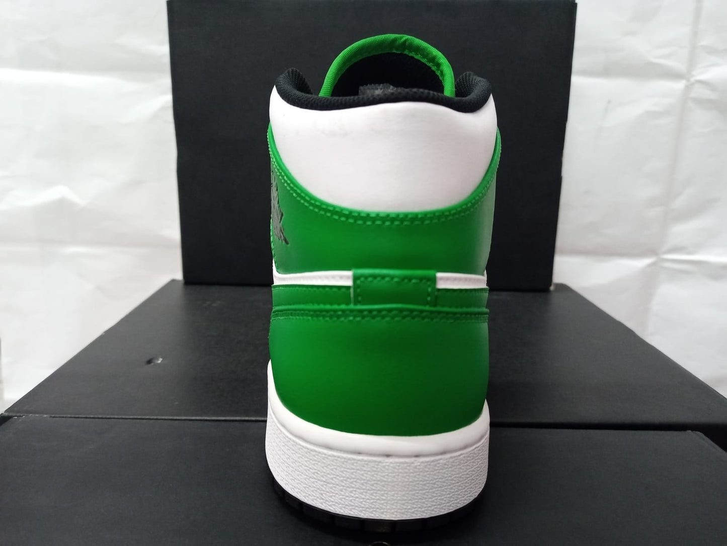Air Jordan 1 Mid 'Lucky Green'
