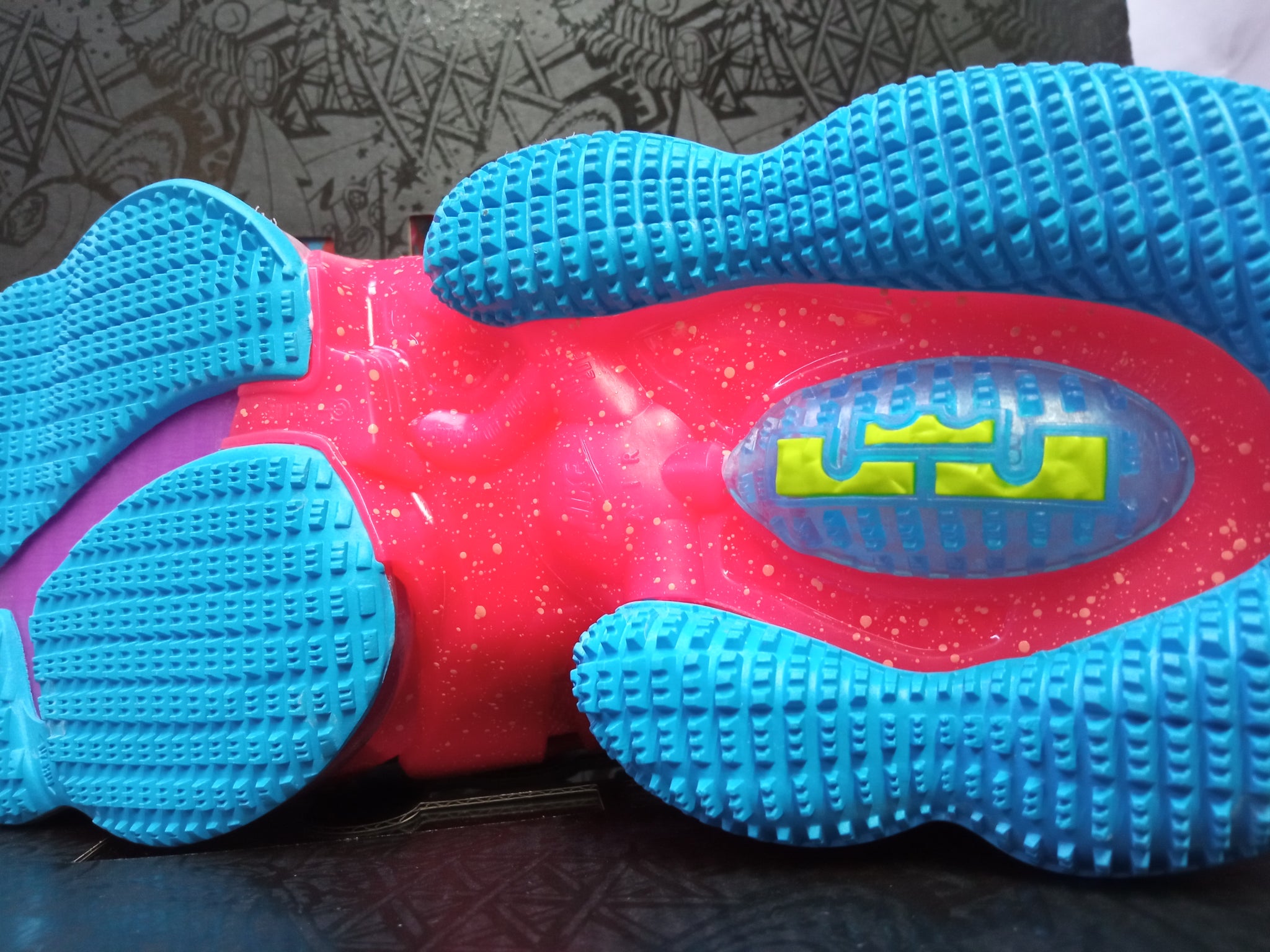 Nike LeBron 19 ''King's Crown'' – La Casa del Basquet