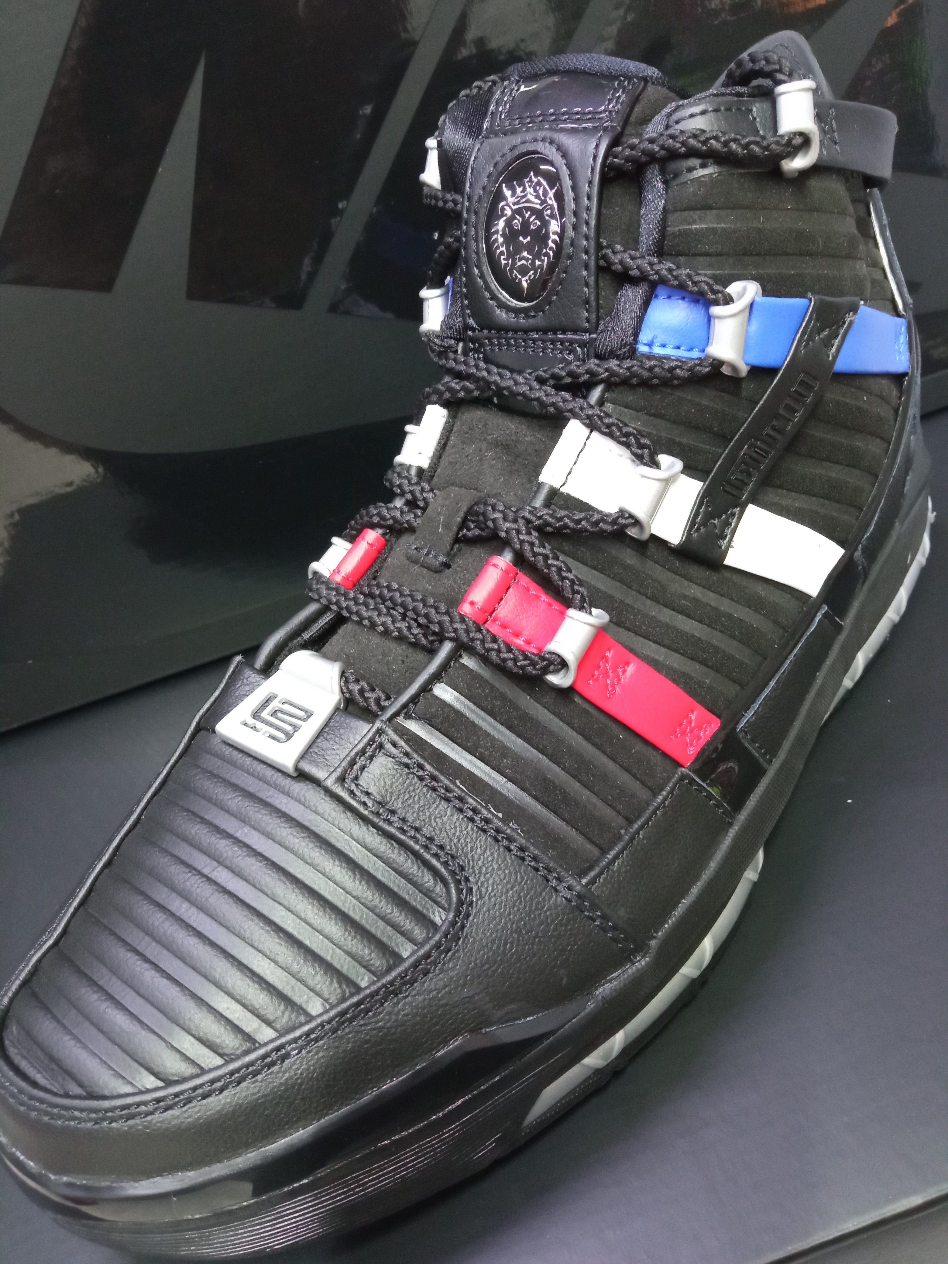 Nike lebron 3 red sales