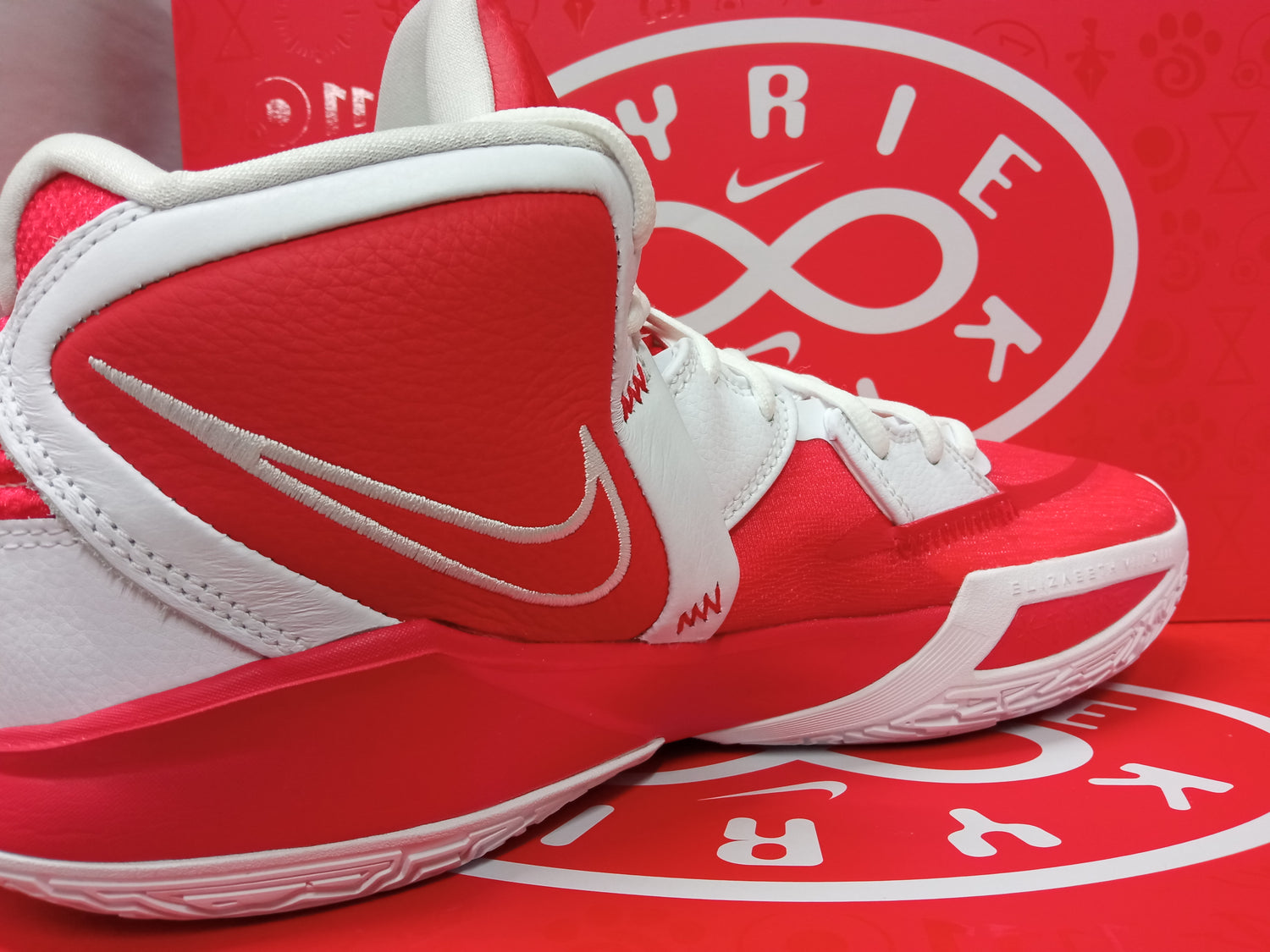 Nike kyrie red on sale